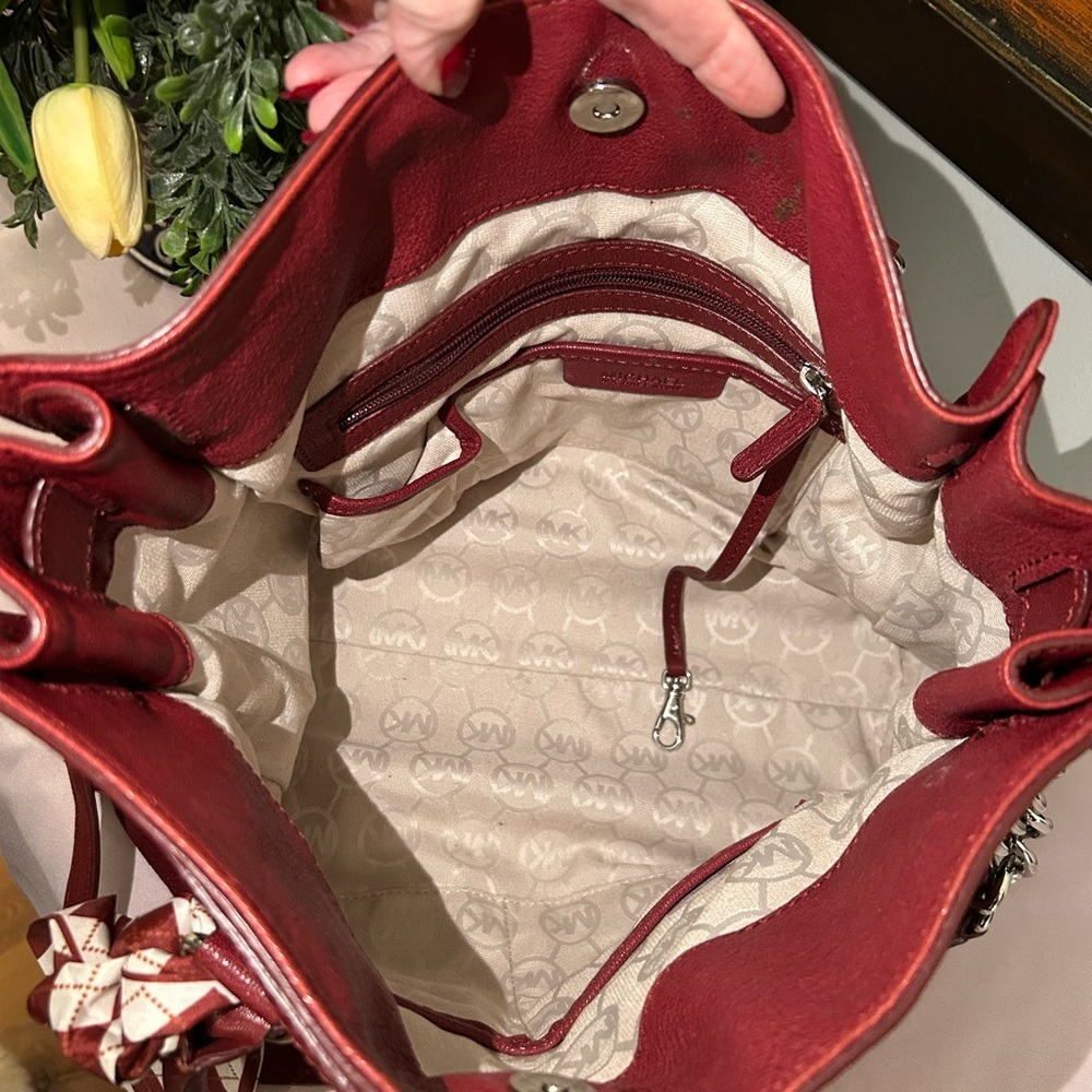 Michael Kors Burgundy Shoulder Bag With Silver Hardware and Lock And Key - Picture 8 of 10